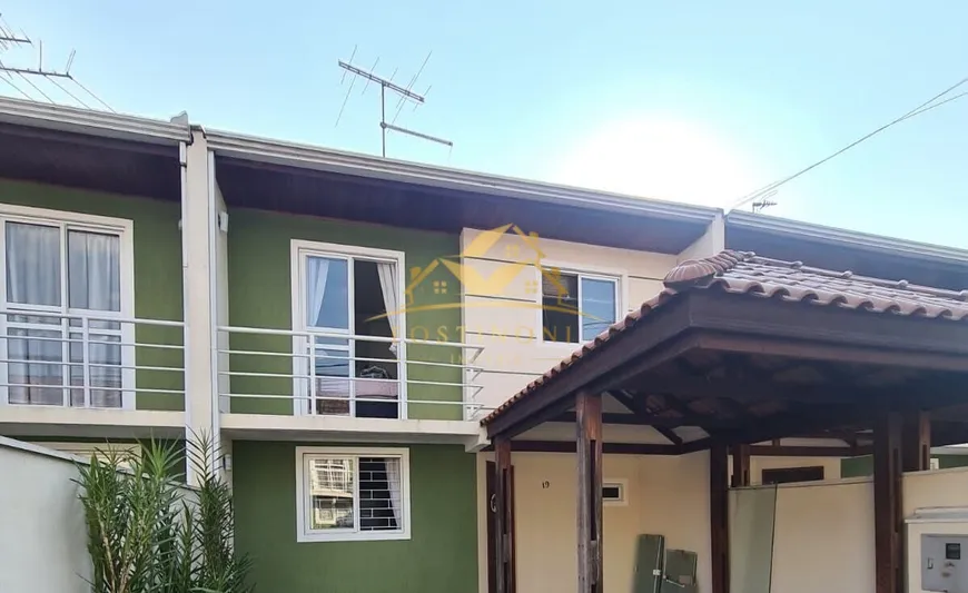 Foto 1 de Sobrado com 3 Quartos à venda, 104m² em Alto Boqueirão, Curitiba