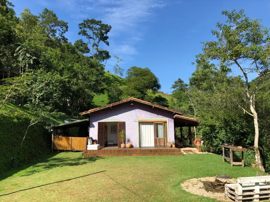 Foto 1 de Fazenda/Sítio com 2 Quartos à venda, 120m² em São Francisco Xavier, São José dos Campos