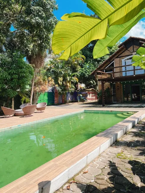 Foto 1 de Casa com 3 Quartos à venda, 450m² em Vargem Pequena, Rio de Janeiro