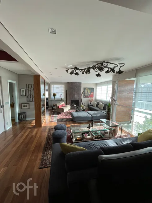 Foto 1 de Apartamento com 3 Quartos à venda, 226m² em Moema, São Paulo