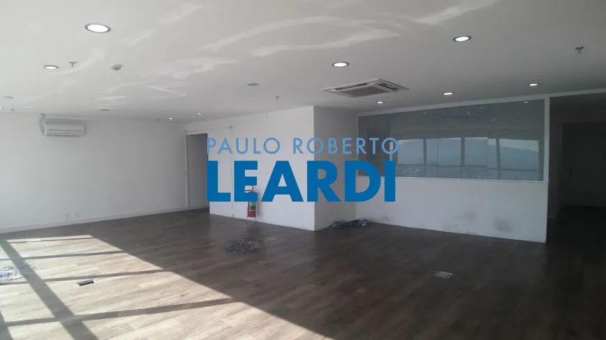 Foto 1 de Sala Comercial para alugar, 105m² em Alphaville, Barueri