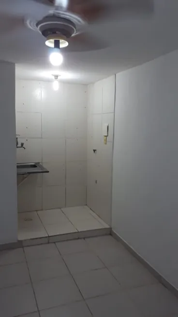 Foto 1 de Kitnet com 1 Quarto para alugar, 20m² em Ramos, Rio de Janeiro