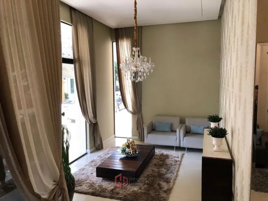 Foto 1 de Apartamento com 3 Quartos à venda, 160m² em Centro, Balneário Camboriú