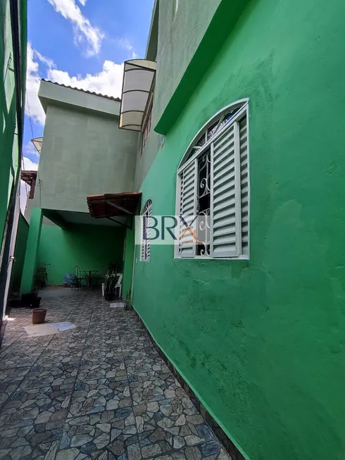 Foto 1 de Casa com 3 Quartos à venda, 100m² em Parque São João, Contagem