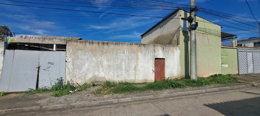 Foto 1 de Galpão/Depósito/Armazém com 1 Quarto à venda, 240m² em Sepetiba, Rio de Janeiro