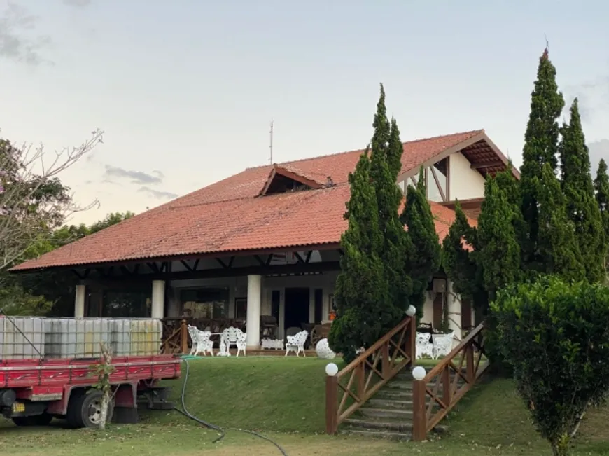 Foto 1 de Casa com 5 Quartos à venda, 600m² em Centro, Mulungu