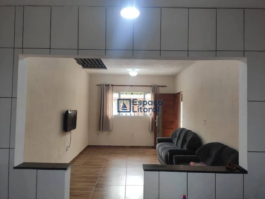 Foto 1 de Casa com 2 Quartos à venda, 35m² em Travessão, Caraguatatuba