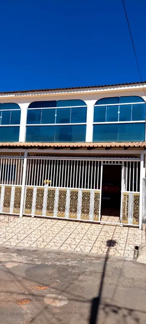 Foto 1 de Casa com 4 Quartos à venda, 300m² em Ceilandia Sul, Brasília