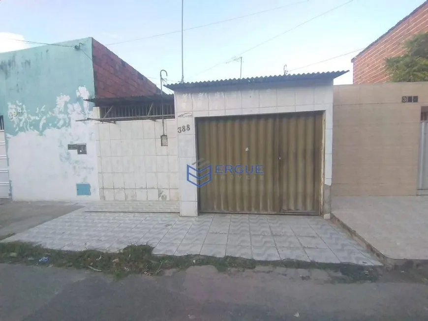 Foto 1 de Casa com 2 Quartos à venda, 80m² em Bom Jardim, Fortaleza