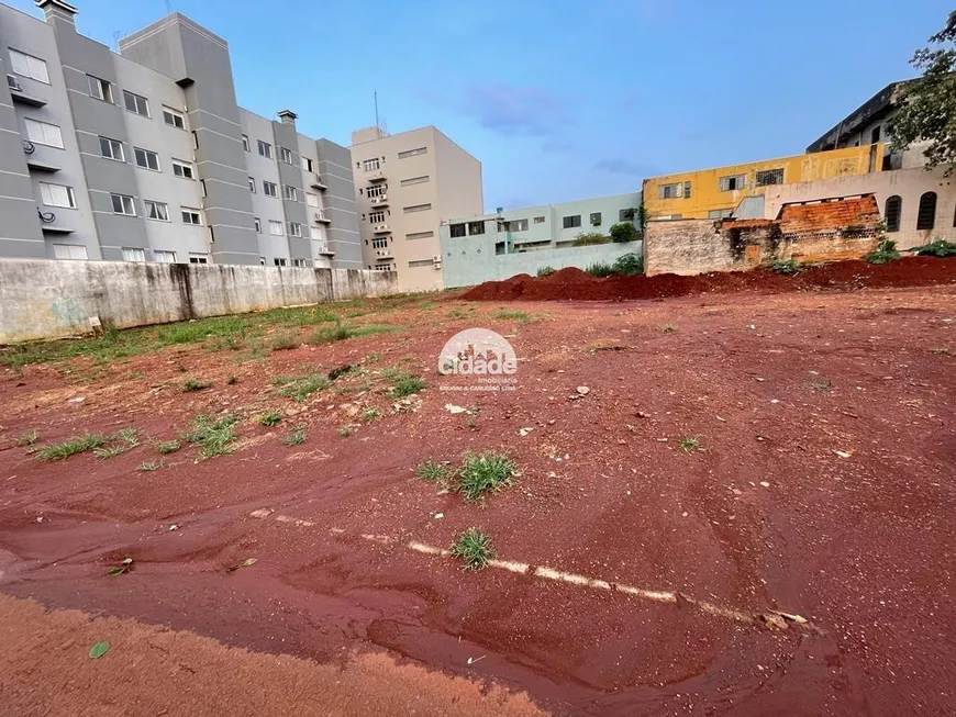 Foto 1 de Lote/Terreno à venda, 1450m² em Centro, Cascavel