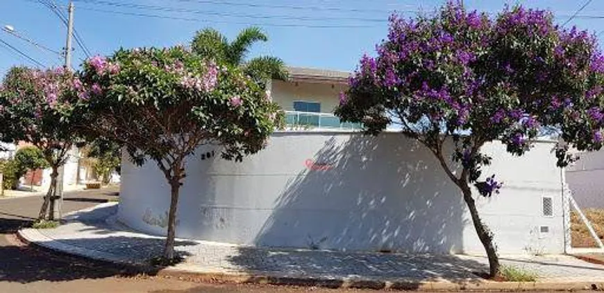 Foto 1 de Casa com 4 Quartos para venda ou aluguel, 250m² em Jardim Souza Queiroz, Santa Bárbara D'Oeste