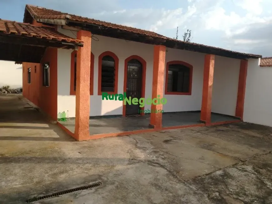 Foto 1 de Casa com 2 Quartos à venda, 120m² em Centro, Lorena