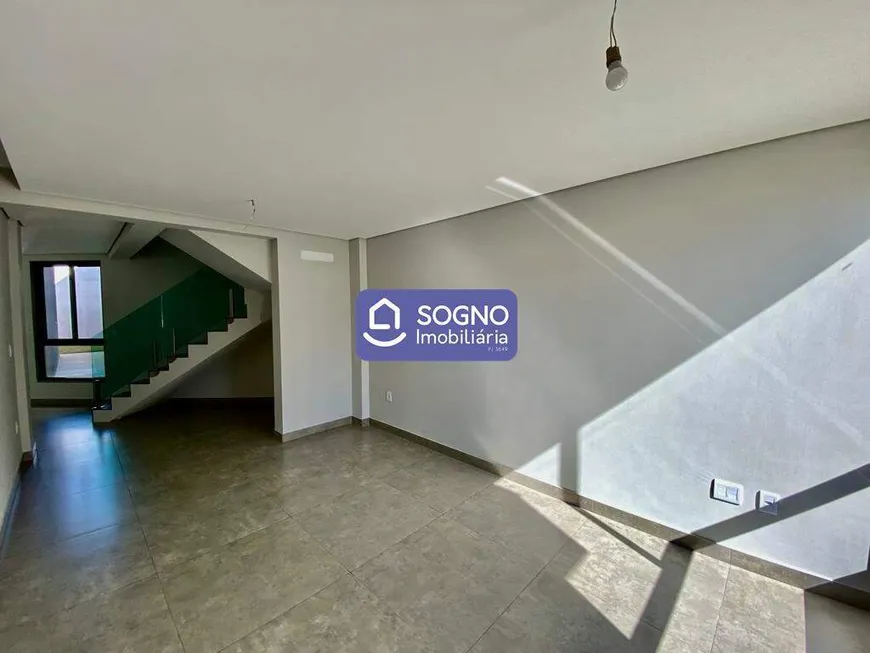 Foto 1 de Casa com 3 Quartos à venda, 195m² em Nova Gameleira, Belo Horizonte