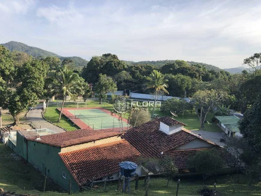 Foto 1 de Fazenda/Sítio com 6 Quartos à venda, 15000m² em Vale Da Figueira, Maricá