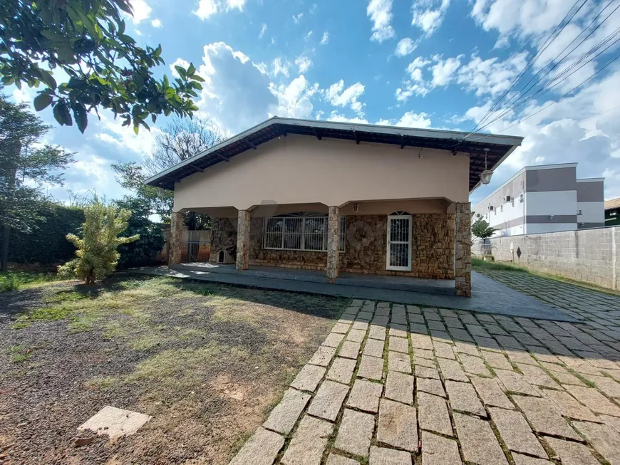 Foto 1 de Casa com 4 Quartos à venda, 291m² em Parque Rural Fazenda Santa Cândida, Campinas