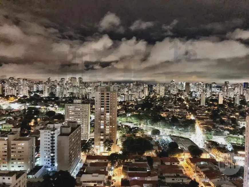 Foto 1 de Cobertura com 2 Quartos para venda ou aluguel, 142m² em Vila Olímpia, São Paulo