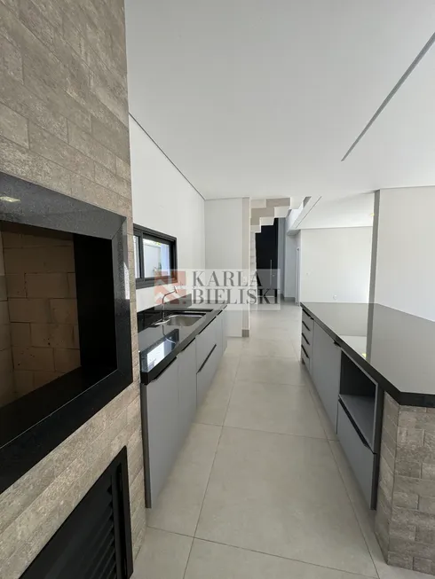 Foto 1 de Casa com 3 Quartos à venda, 226m² em Condominio Primor das Torres, Cuiabá