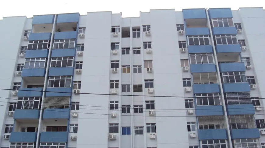 Foto 1 de Apartamento com 3 Quartos à venda, 126m² em Aflitos, Recife