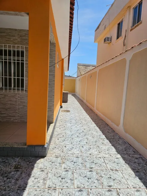 Foto 1 de Casa com 3 Quartos à venda, 180m² em Mangueira, São Gonçalo