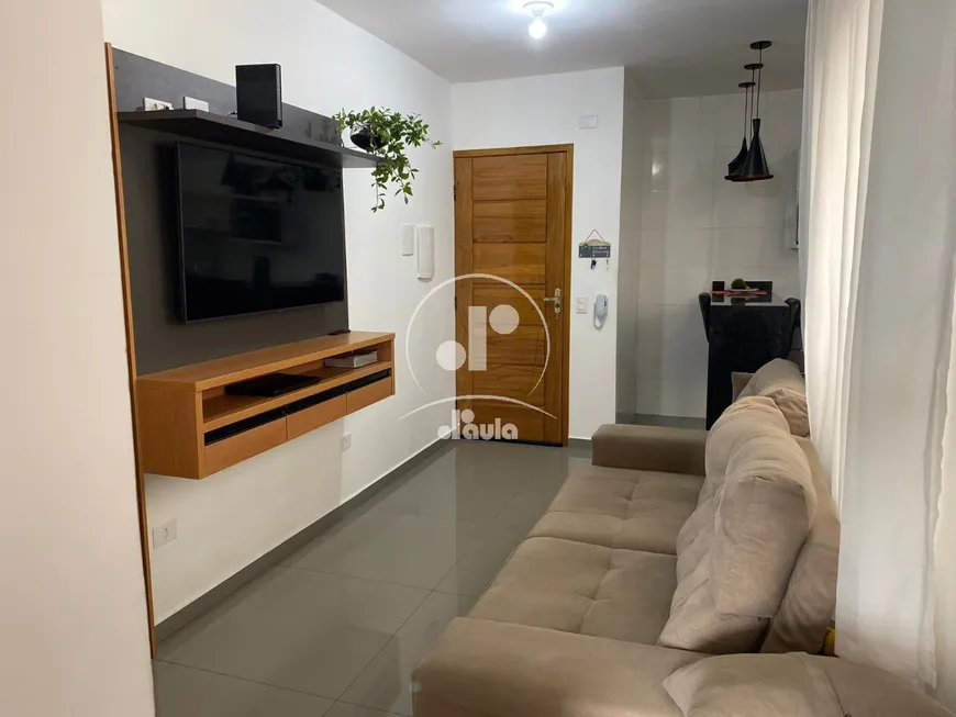 Foto 1 de Apartamento com 2 Quartos à venda, 46m² em Vila Curuçá, Santo André