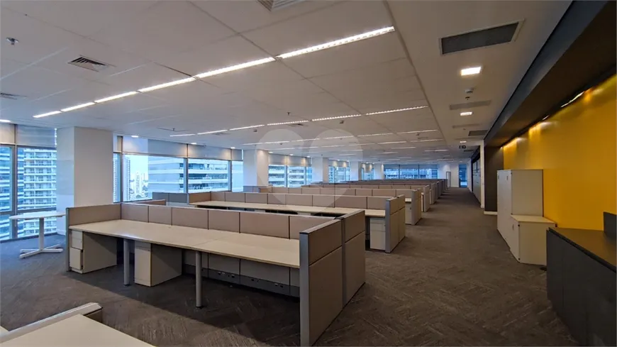 Foto 1 de Sala Comercial para alugar, 2305m² em Chácara Santo Antônio, São Paulo