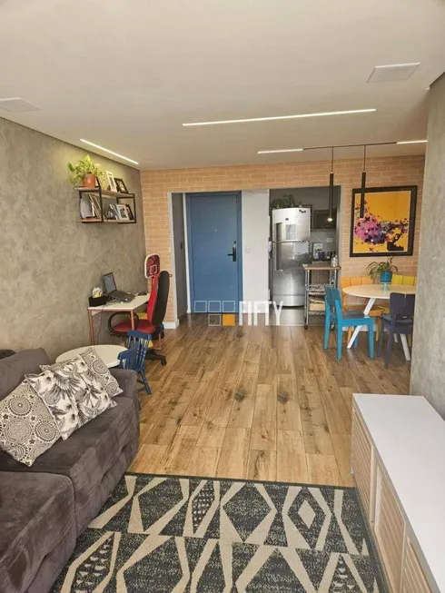 Foto 1 de Apartamento com 3 Quartos à venda, 90m² em Moema, São Paulo