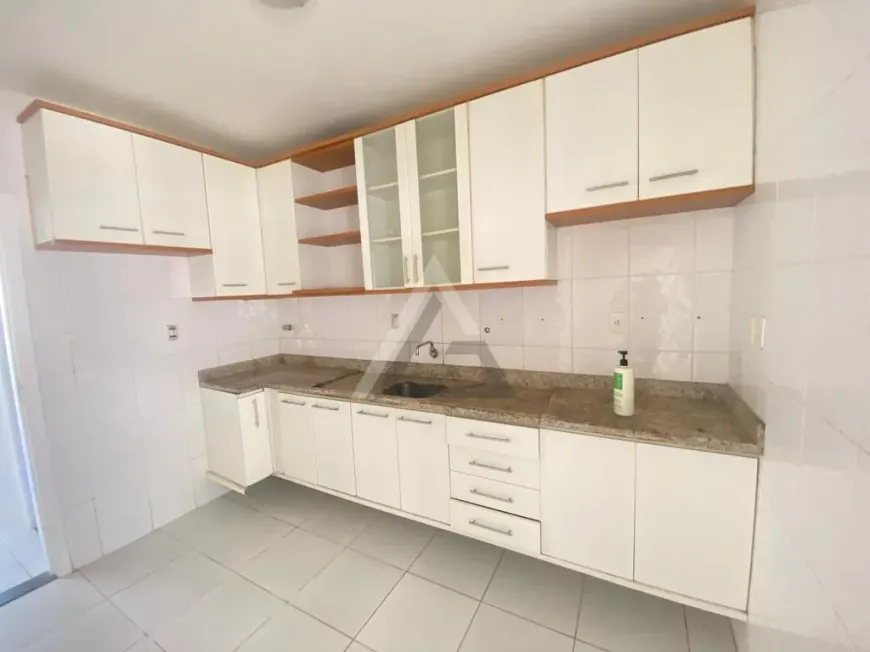 Foto 1 de Casa com 3 Quartos à venda, 200m² em Loteamento Alphaville Campinas, Campinas