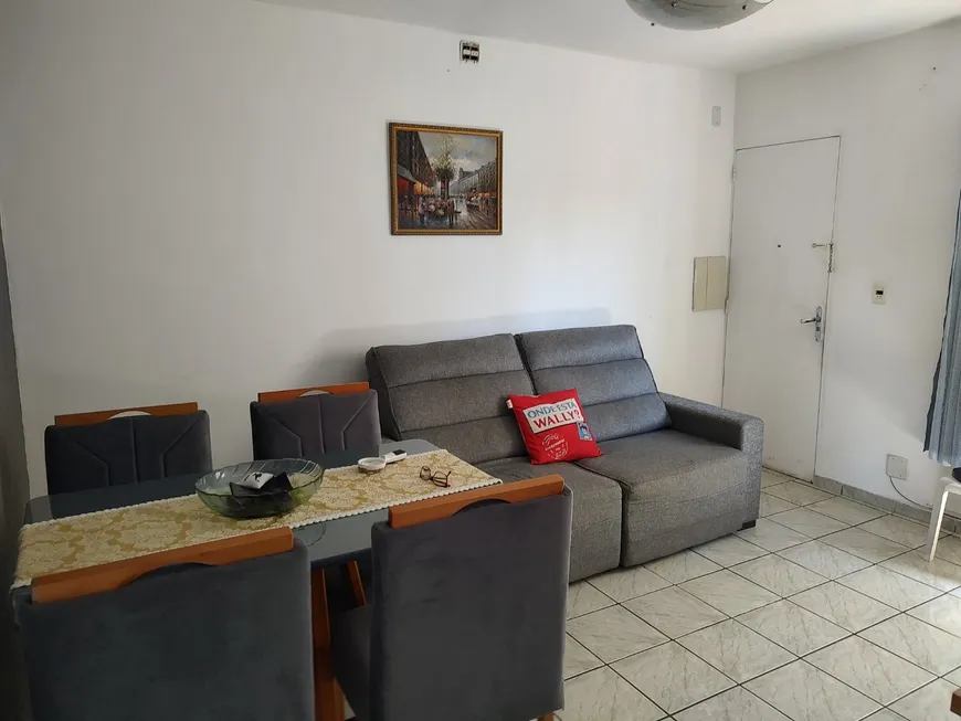 Foto 1 de Apartamento com 2 Quartos à venda, 60m² em Jardim Rio das Pedras, Cotia