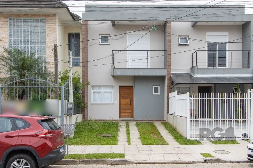 Foto 1 de Casa com 3 Quartos à venda, 128m² em Hípica, Porto Alegre