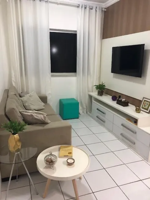 Foto 1 de Apartamento com 3 Quartos à venda, 56m² em Itaperi, Fortaleza