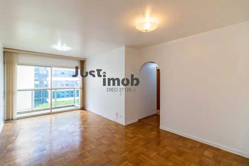 Foto 1 de Apartamento com 3 Quartos à venda, 80m² em Moema, São Paulo