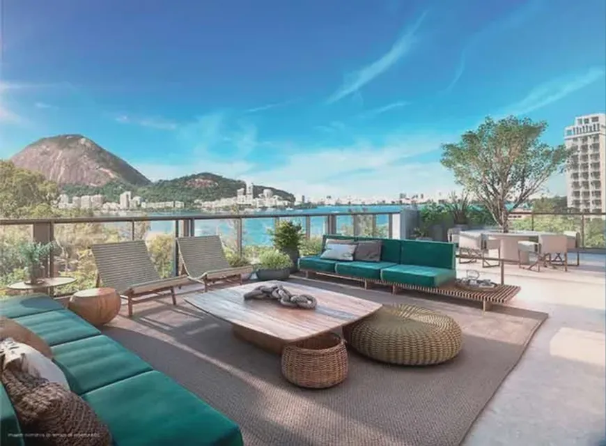 Foto 1 de Apartamento com 4 Quartos à venda, 253m² em Lagoa, Rio de Janeiro