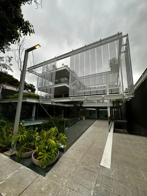 Foto 1 de Prédio Comercial para venda ou aluguel, 2590m² em Vila Nova Conceição, São Paulo