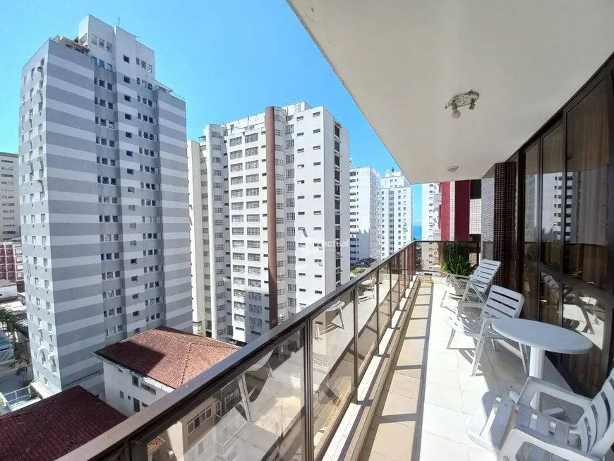 Foto 1 de Apartamento com 4 Quartos à venda, 240m² em Pitangueiras, Guarujá