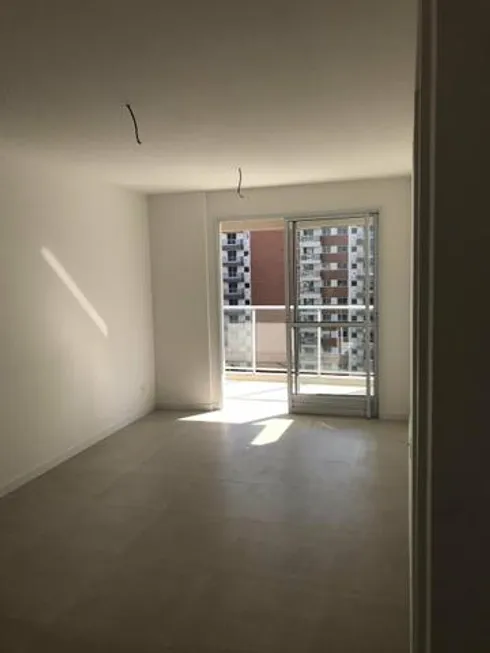 Foto 1 de Apartamento com 2 Quartos à venda, 73m² em Barra da Tijuca, Rio de Janeiro