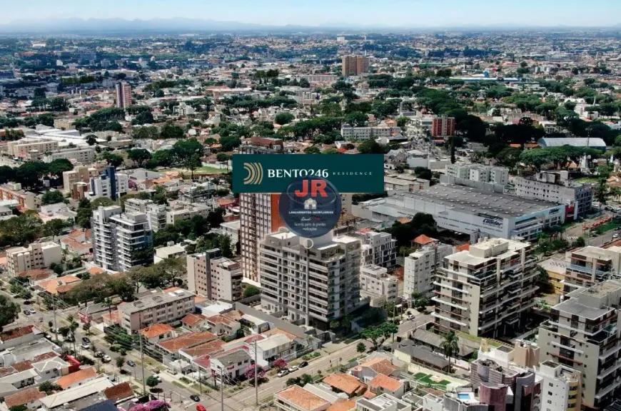 Foto 1 de Apartamento com 3 Quartos à venda, 108m² em Água Verde, Curitiba