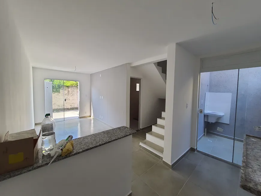 Foto 1 de Casa com 2 Quartos à venda, 65m² em Centro, Nilópolis