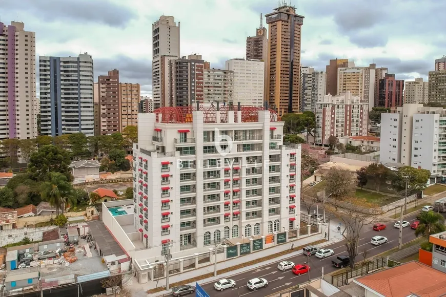 Foto 1 de Apartamento com 2 Quartos à venda, 91m² em Mercês, Curitiba