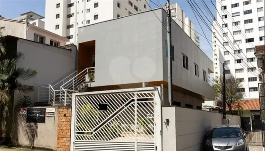 Foto 1 de Casa com 3 Quartos à venda, 200m² em Moema, São Paulo