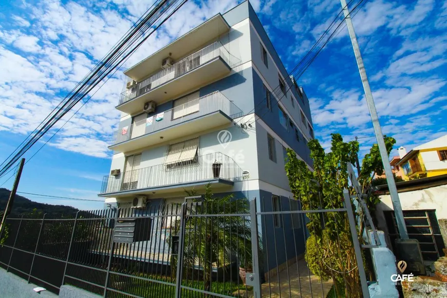 Foto 1 de Apartamento com 4 Quartos à venda, 162m² em Presidente Joao Goulart, Santa Maria