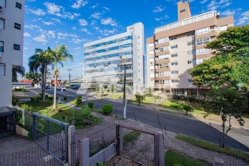 Foto 1 de Apartamento com 3 Quartos à venda, 102m² em Chácara das Pedras, Porto Alegre