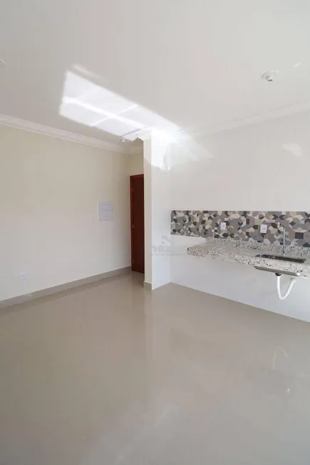 Foto 1 de Apartamento com 2 Quartos à venda, 54m² em Tubalina, Uberlândia
