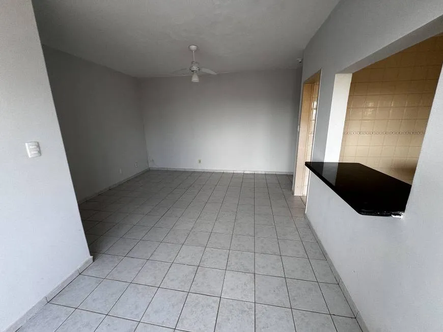 Foto 1 de Apartamento com 2 Quartos à venda, 55m² em Itapuã, Salvador