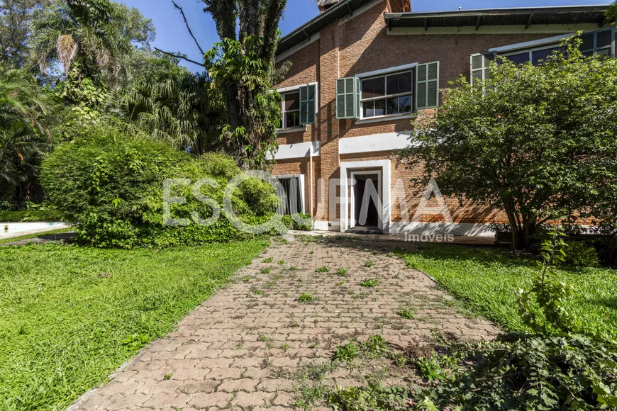 Foto 1 de Casa com 4 Quartos à venda, 450m² em Jardim Luzitânia, São Paulo