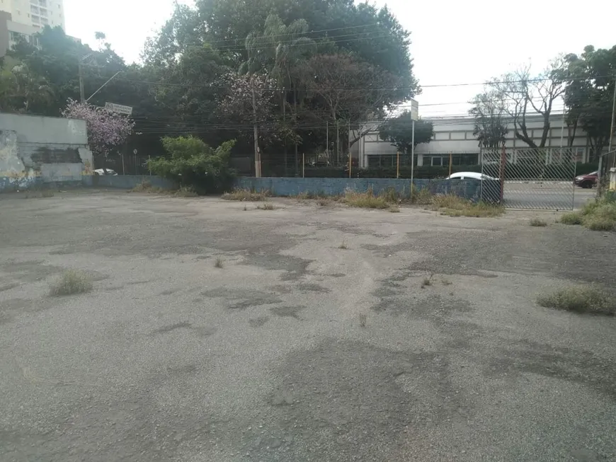 Foto 1 de Lote/Terreno à venda, 900m² em Santo Antônio, São Caetano do Sul