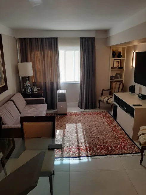 Foto 1 de Apartamento com 2 Quartos à venda, 64m² em Aclimação, São Paulo