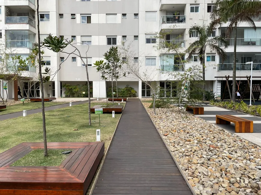 Foto 1 de Apartamento com 2 Quartos à venda, 66m² em Vila Anastácio, São Paulo