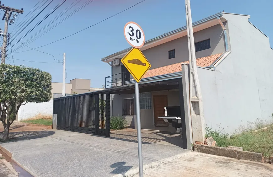 Foto 1 de Casa com 3 Quartos à venda, 450m² em Parque São Miguel, São José do Rio Preto