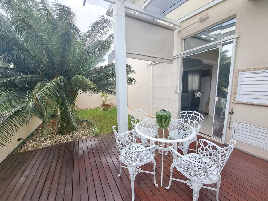 Foto 1 de Casa de Condomínio com 3 Quartos à venda, 231m² em Glória, Joinville