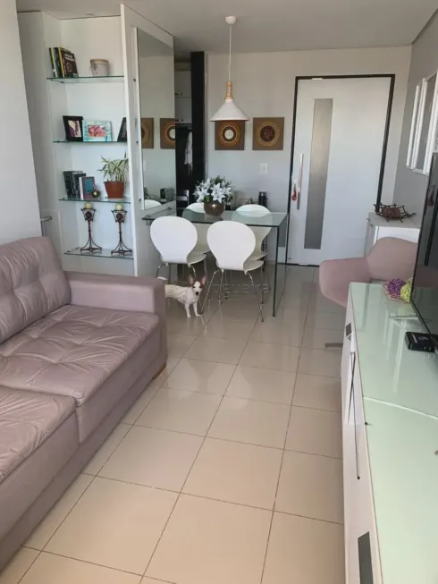 Foto 1 de Apartamento com 2 Quartos à venda, 52m² em Candeias, Jaboatão dos Guararapes